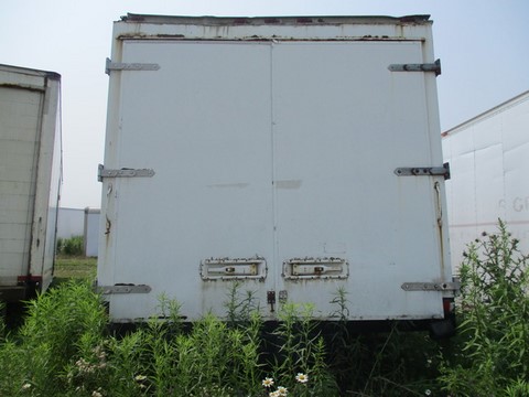 20ft. Supreme, Used 20ft. Supreme Dry Freight Van / Truck Body Installation