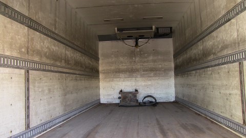 http://www.usedvanbodies.ca - Used 24 ft. aluminum Durabody insulated truck box, body with reefer for sale Toronto Ontario -1